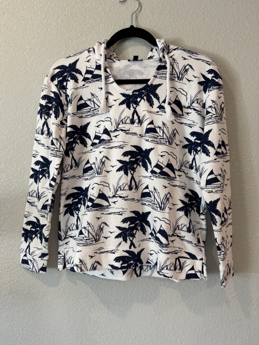 TALBOTS  Women’s SCOOP NECK HOODIE - SAIL AWAY EUC